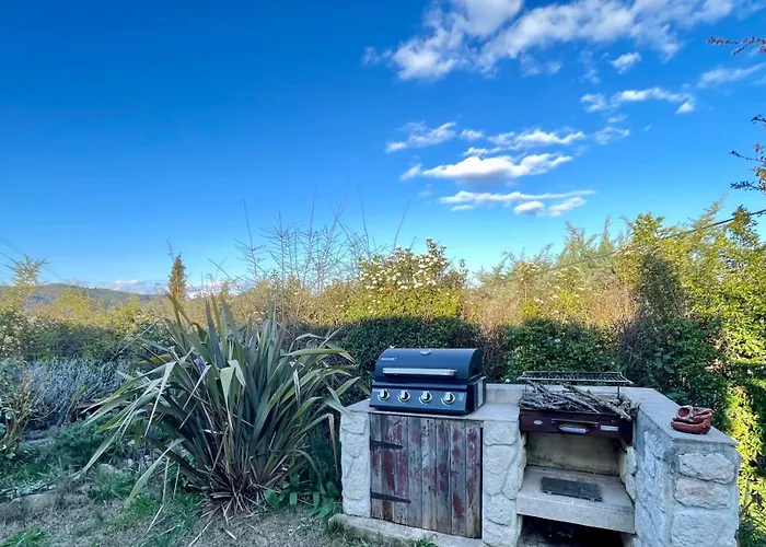 Zen House With A View *