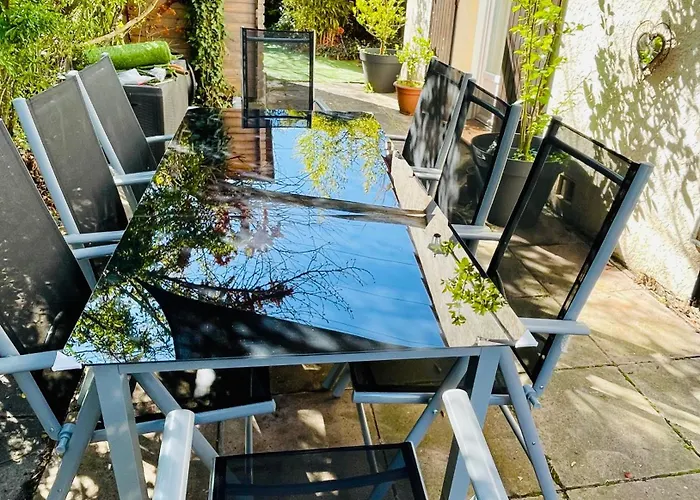 빌라 Zen House With A View 마노스크